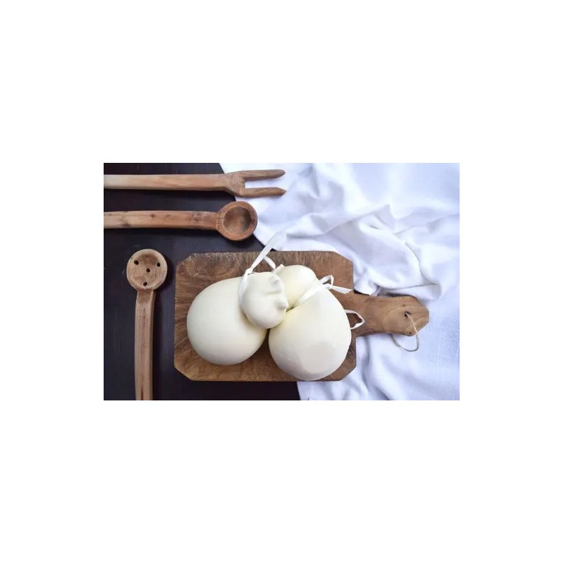 Scamorza Artigianale 100% Latte Italiano | Fattoria Granolat - Wezapp!