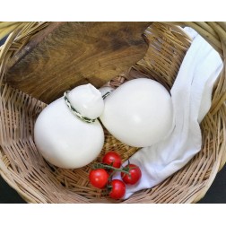 Caciocavallo Lucano - Fattoria Granolat - Latte Italiano - Wezapp